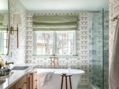 Brass And Linen Shade Wall Light -Andrew Martin 1093406 brass 2