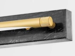 Aged Brass Wall Light -Andrew Martin 153663 hayden picture light 3