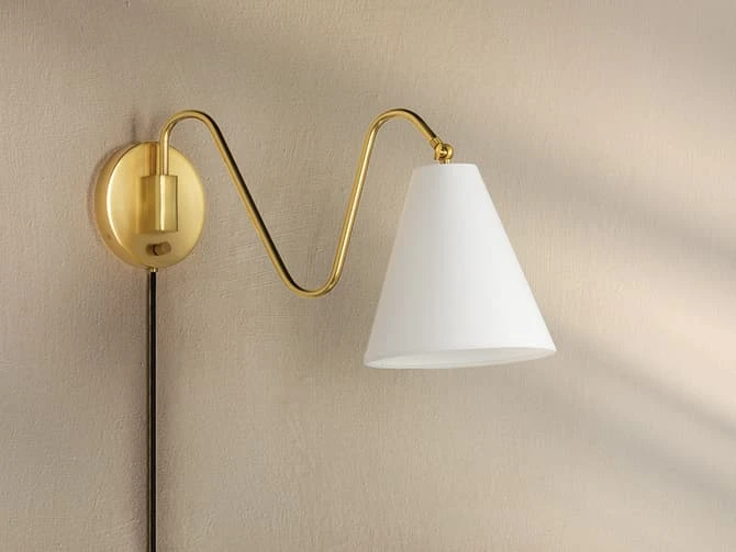 Pivoting Wall Light 4 Pivoting Wall Light - Image 2