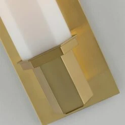 Andrew Martin 31 Andrew Martin -Andrew Martin 222303 walton detail 2