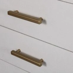 Jasper White Side Chest, White -Andrew Martin 247253 jasper white detail