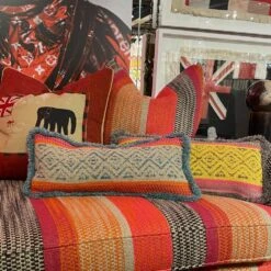 Pampas Teal / Cuban Rectangle Cushion -Andrew Martin 253101 img 3876