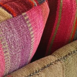 Regal Andean Sofa -Andrew Martin 269117 regal sofa andean detail 2