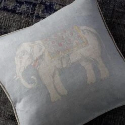 Jumbo Powder Fabric -Andrew Martin 69434 jumbo powder cushion detail